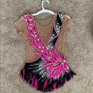 Rhythmic gymnastics ice skating leotard